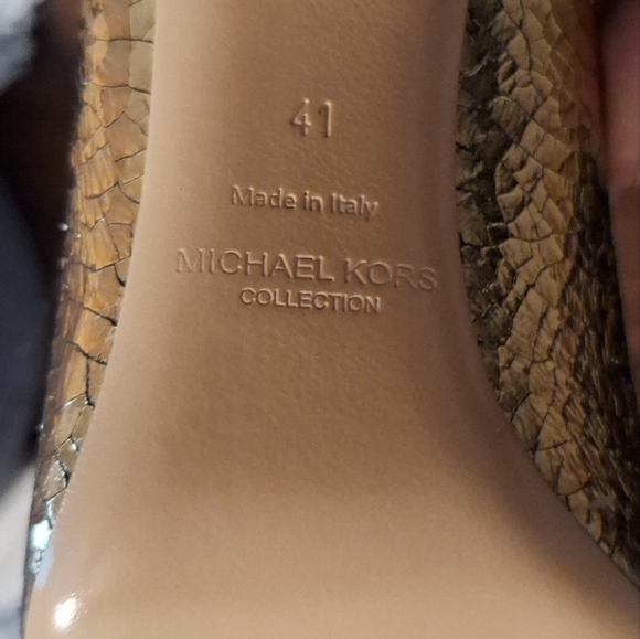 🔥Michael Kors Gold Heels. Runway Collection. Made In Italy! $2,000.00 Shoes!! - Picture 5 of 11